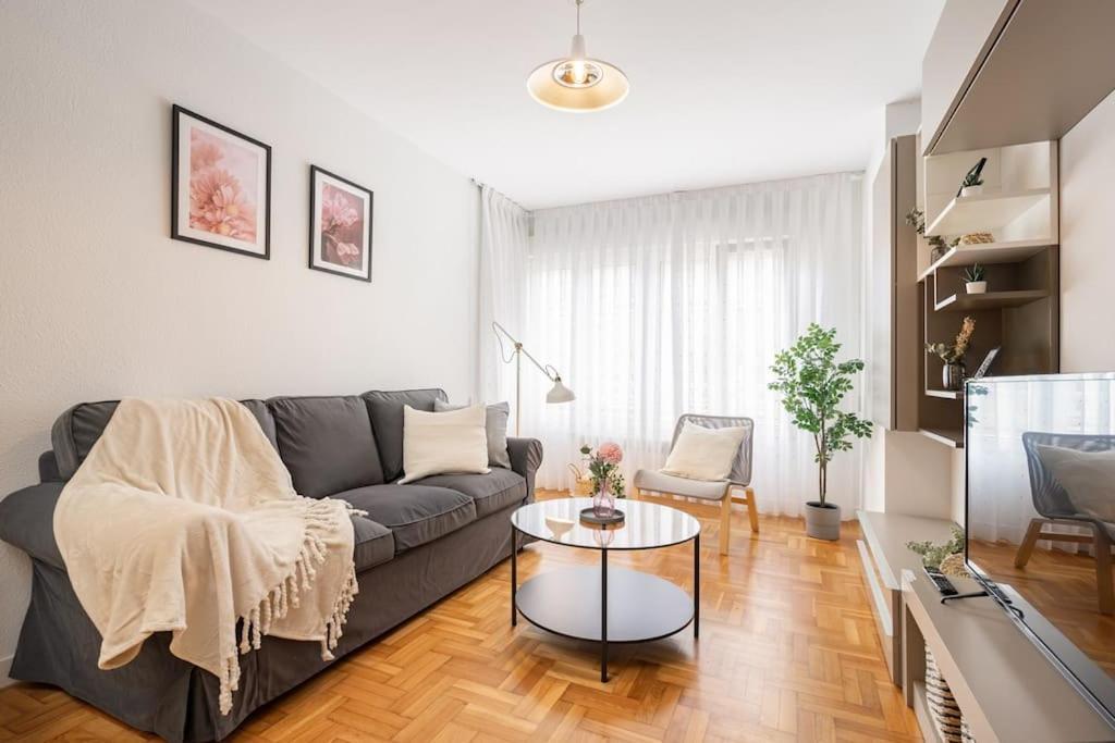Apartamento Rafaela Gijón Exterior foto